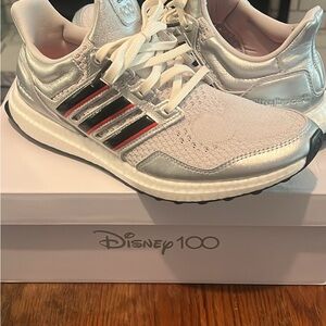 Adidas Ultraboost 1.0 x Disney Black and Gray Brand New size 9.5/Unisex